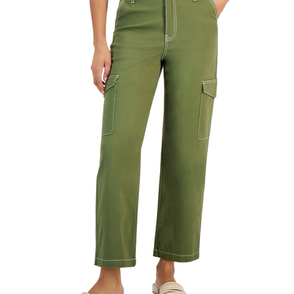 NWOT SIZE 30 GOGO Green Capris Relaxed Fit Cotton